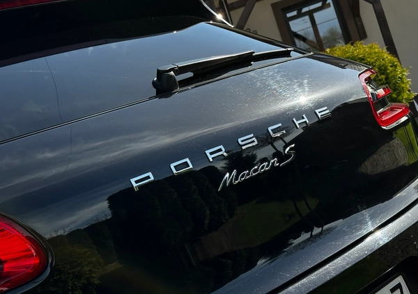 Porsche Macan cena 165800 przebieg: 63434, rok produkcji 2018 z Gąbin małe 631